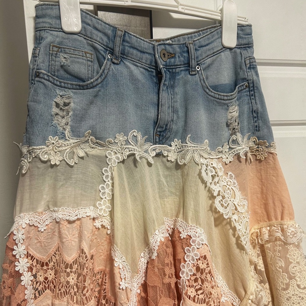 Romantic Asymmetrical Lace & Tulle Skirt - Peach & Cream
